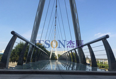 桥梁护栏安装效果图01 桥梁护栏安装效果图01