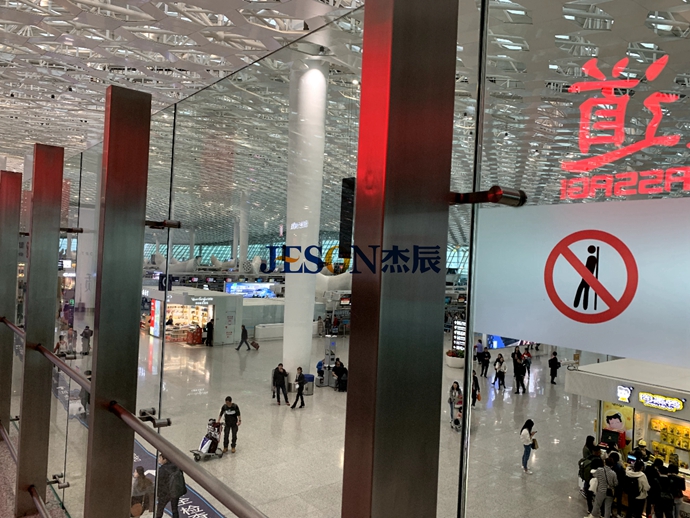 耀世娱乐立柱