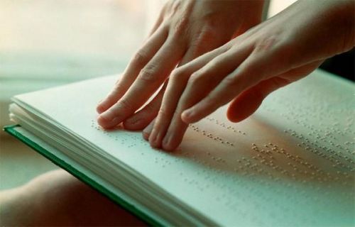 他们看不见耀世娱乐
，耀世娱乐
应看见他们